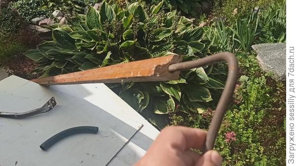 Простые и удобные подпорки для яблонь и груш своими руками. Видео