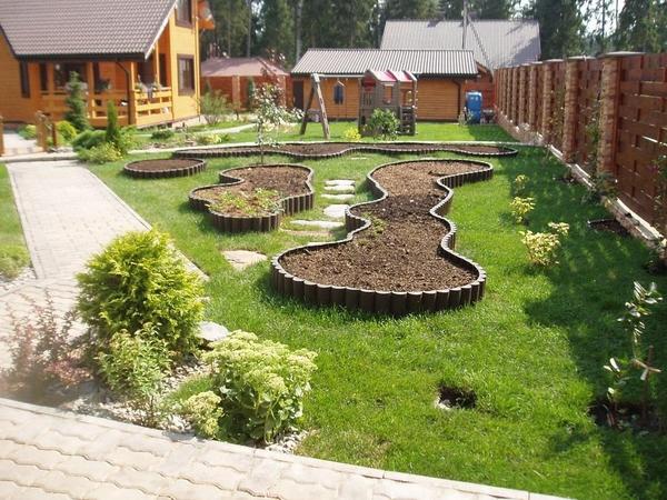 Грядки на даче. Различные варианты оформления грядок с фото