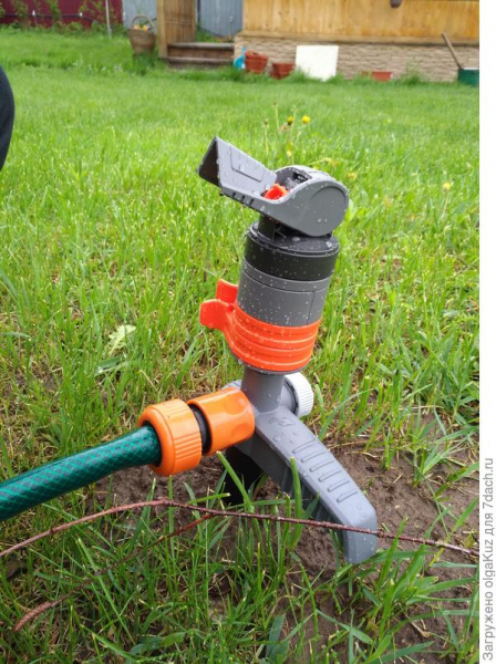 Тестирование дождевателя Comfort Turbo-Drive Sprinkler Spike